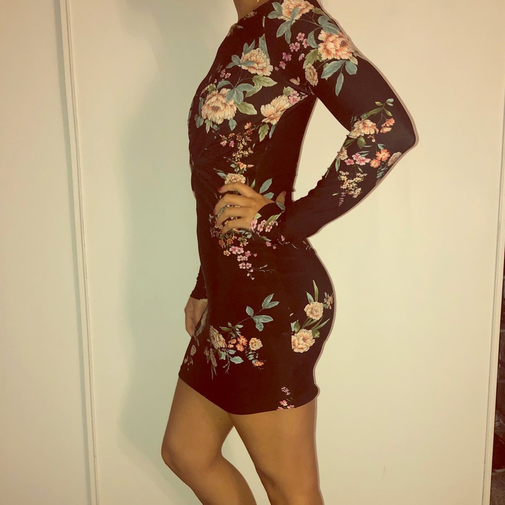 F21 Cocktail Dress floral long sleeve bodycon